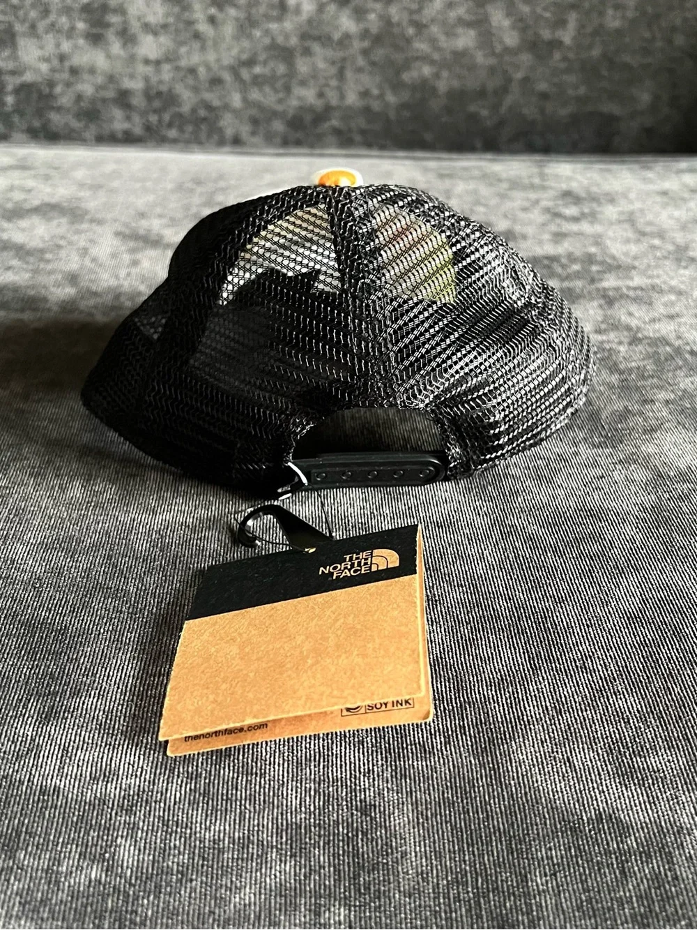 NWT The North Face Kids Trucker Hat Size XS (6-24 Months)